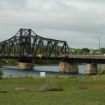 Gruppe von Fahrradfahrer auf der Brücke von Little Current