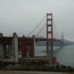 Golden Gate Bridge im kalten Nebel